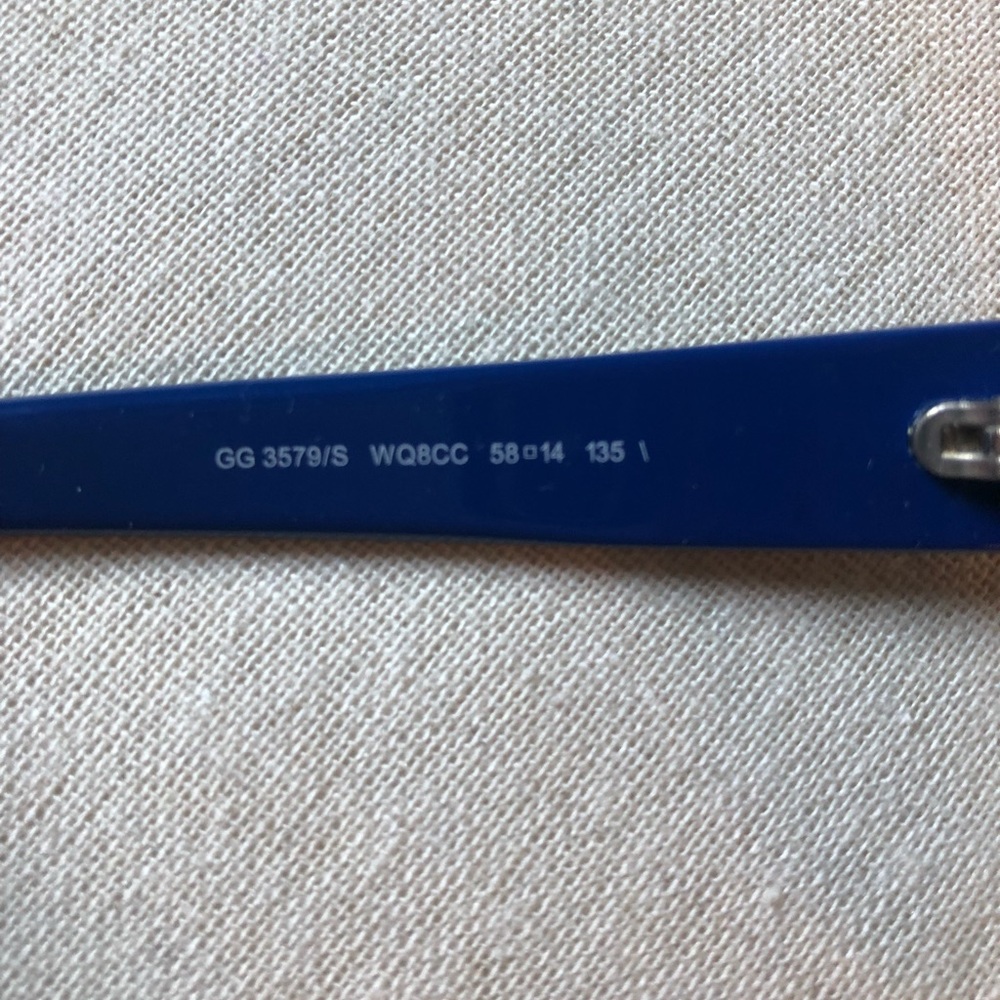 💙Gucci Sunglasses💙 - Picture 4 of 6
